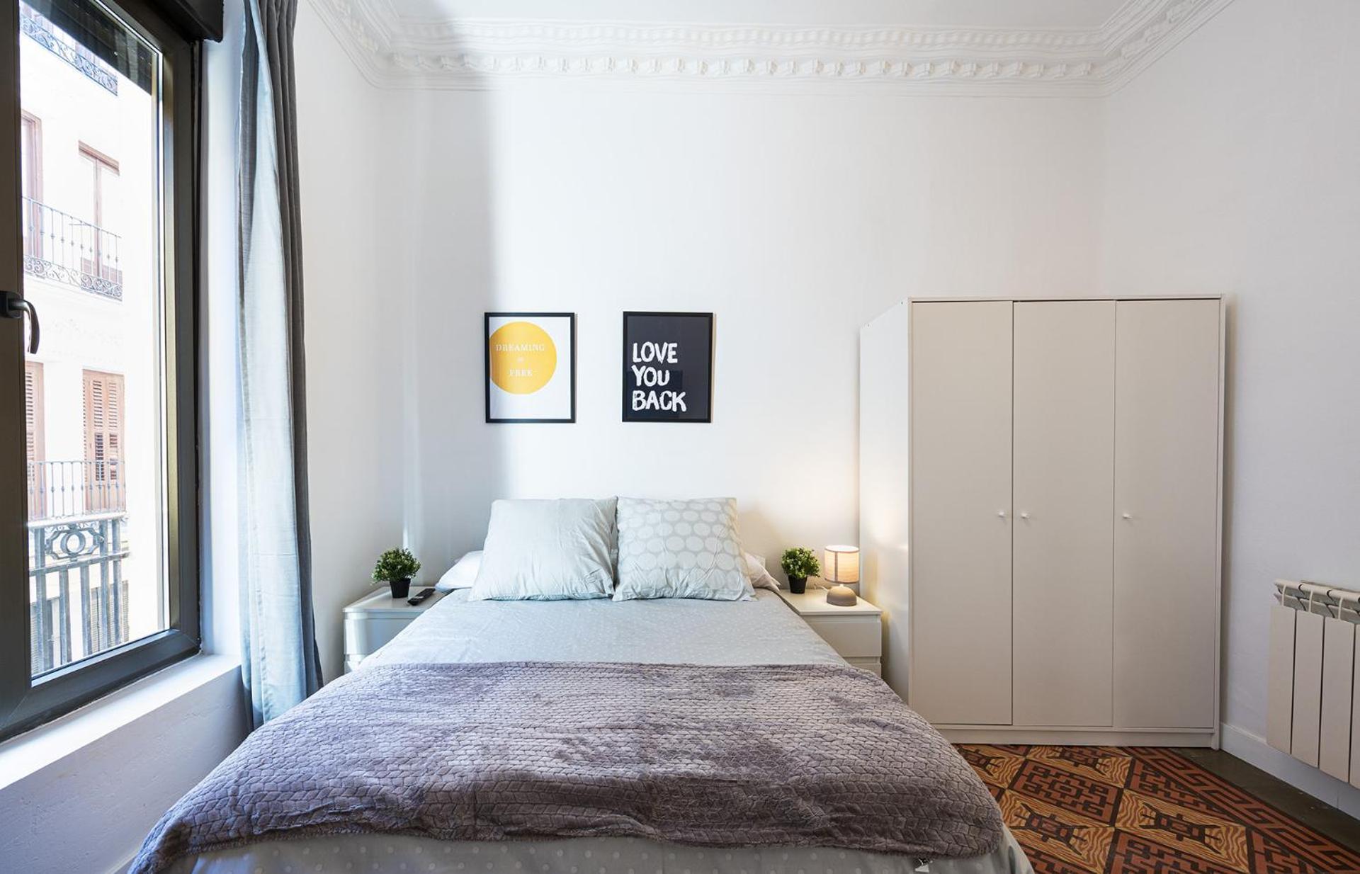 Anton Rooms Мадрид Экстерьер фото
